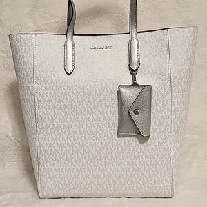 Michael Kors White XL Tote Bag